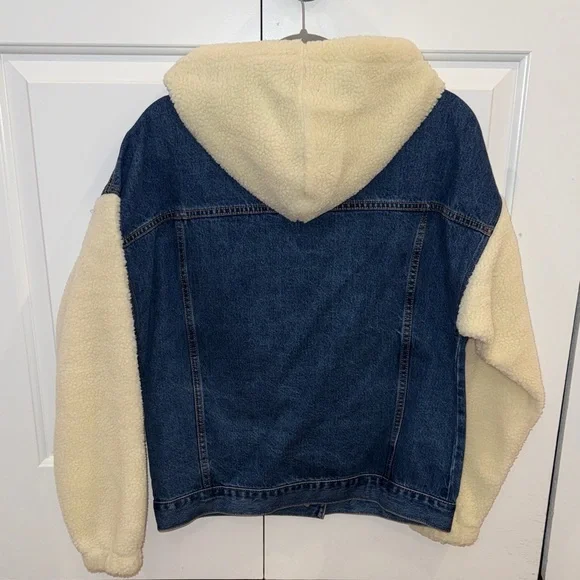 Denim and Sherpa Jacket with Hood - Picture 4 of 4